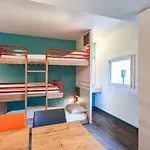 Hotelf1 Ferrand Est Hotel *