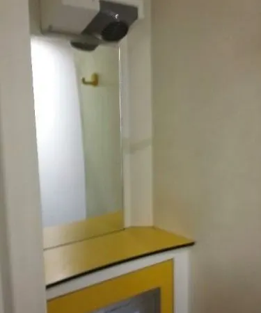 Отель Hotelf1 Ferrand Est