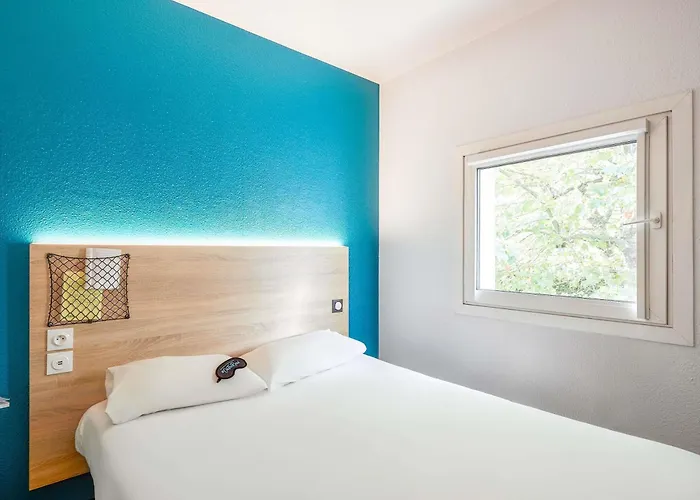 Hotelf1 Ferrand Est Hotel